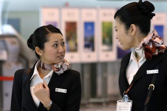 Пилота японской авиакомпании отстранили от работы за селфи со стюардессой