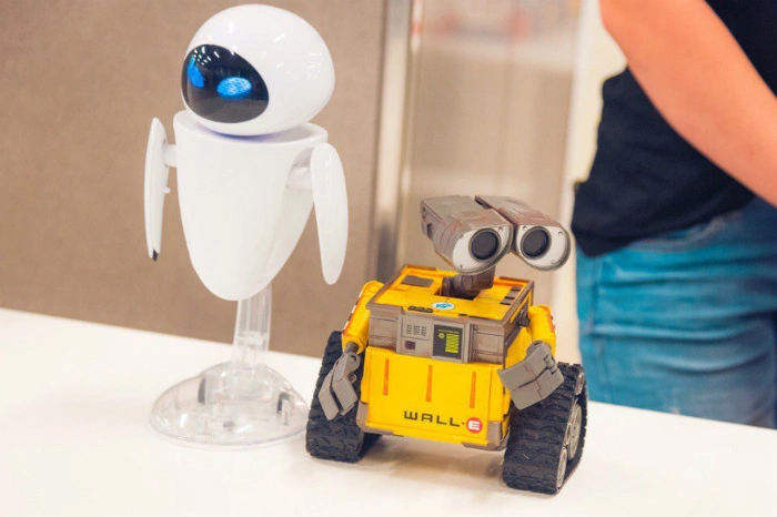 РОБОПОЛИС — первая выставка роботов в России где можно ВСЕ!