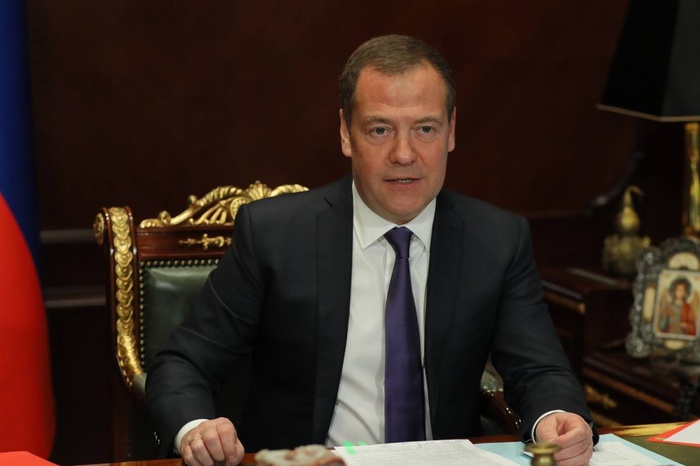 Медведев дал telegram-блогерам совет, как стать популярным