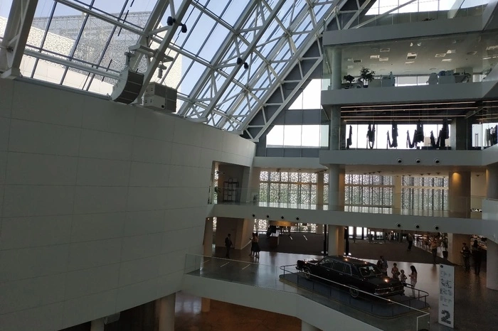 Находящийся под следствием экс-мэр Екатеринбурга Ройзман* «засветился» в Ельцин Центре