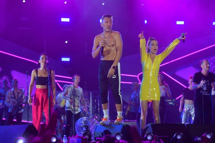 Названа дата свадьбы Шнурова и дочери уральского бизнесмена