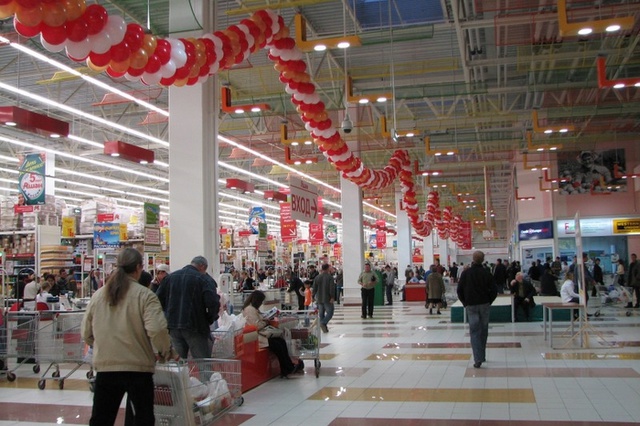 В Екатеринбурге «Ашану» пришлось выполнить все условия птицефабрики «Рефтинская»