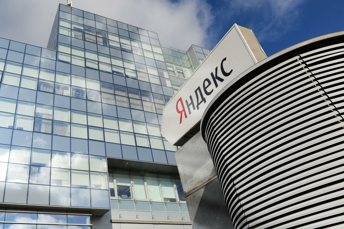 «Яндекс» начал переговоры о партнерстве с Facebook