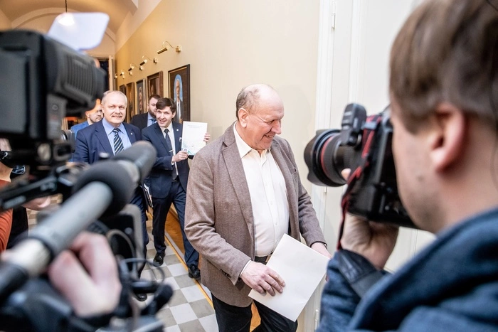 Эстонское правительство разругалось из-за сравнения Евросоюза с СССР