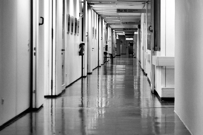 Был привит: свердловский депутат Госдумы заболел коронавирусом