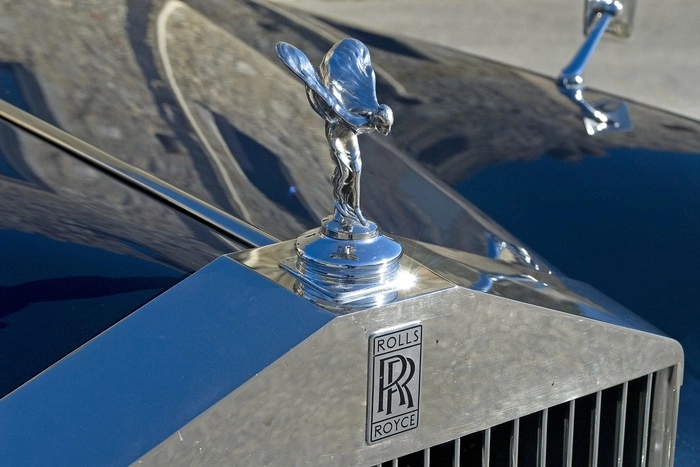 Владельцы сверхдорогих машин получили миллионные льготы за государственный счёт