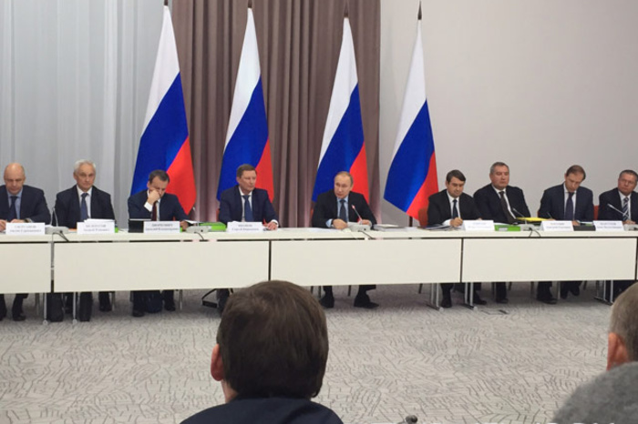 Путин начал заседание Президиума Госсовета с «крымского вопроса»