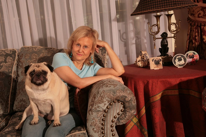 Россияне снова назвали Донцову лучшим писателем года