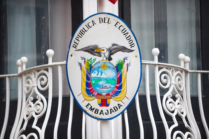 Президент Эквадора поведал о выезде Ассанжа из посольства