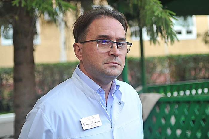 Омский токсиколог опроверг введение атропина Навальному врачами скорой