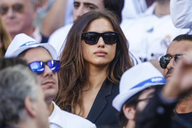 Ирина Шейк опровергает слухи о расставании с Роналду