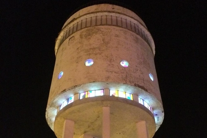 В Екатеринбурге прошел фестиваль светового искусства «Не темно»