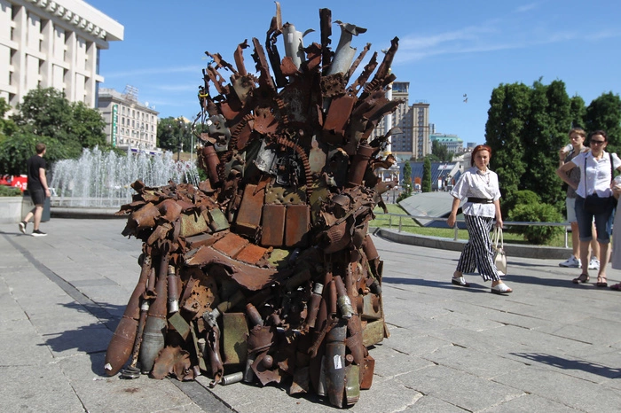 Украинский телеканал объявил об отмене телемоста из-за угроз журналистам