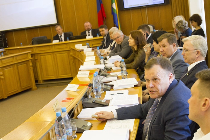 Депутаты проголосовали против самороспуска