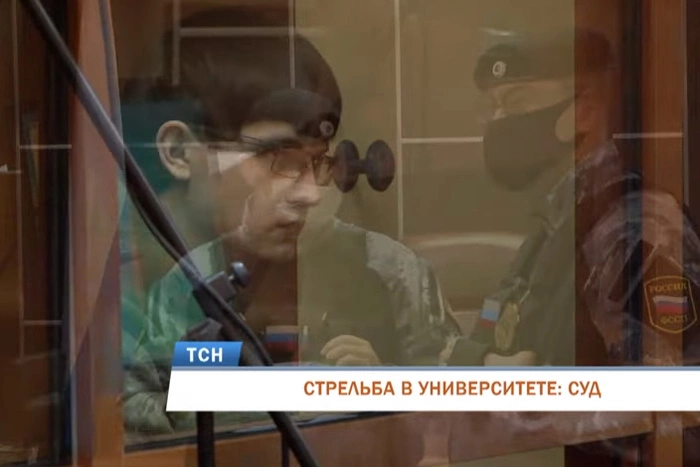 Бекмансуров во время стрельбы в вузе любовался собой в зеркале