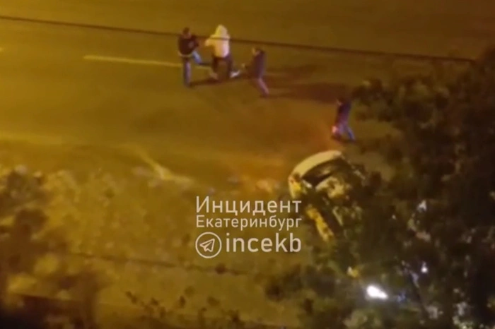 На Южном автовокзале таксист подрался с двумя пьяными пассажирами