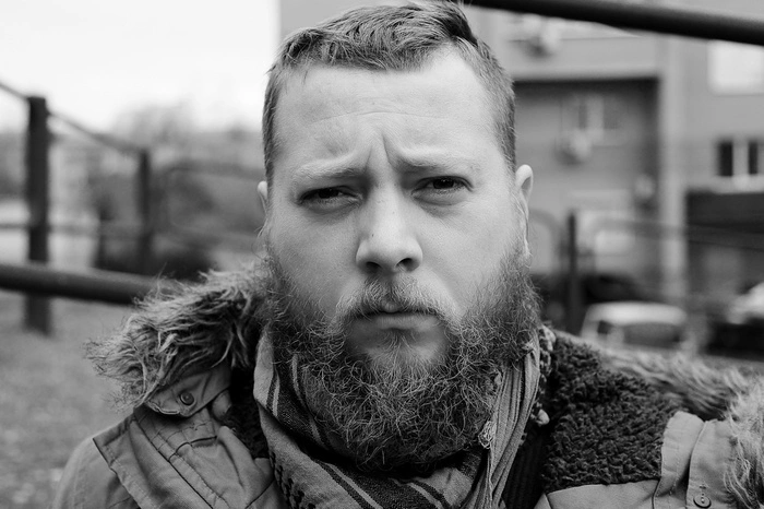 Глава МИА «Россия сегодня» Дмитрий Киселев приехал в Екатеринбург на прощание с погибшим военкором