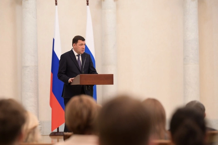 Свердловский губернатор не появился на публике после визита Путина