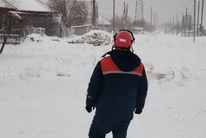 Тысячи свердловчан остались без электричества из-за снегопада