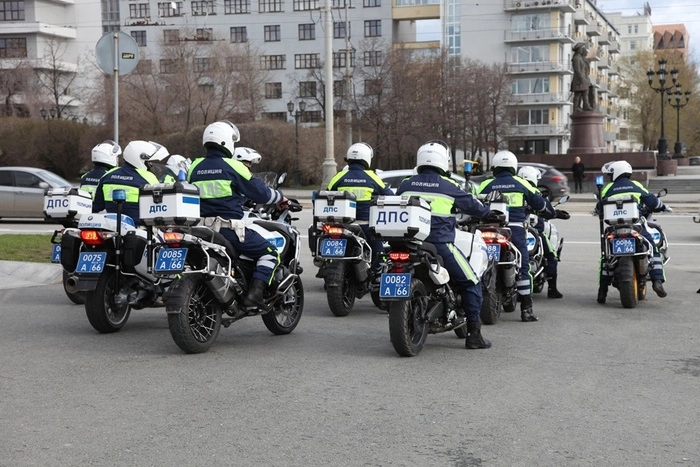 У свердловской полиции появились новые мотоциклы