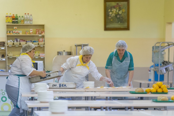 Прокуратура проверяет сведения о «столах для бедных» в школах Екатеринбурга