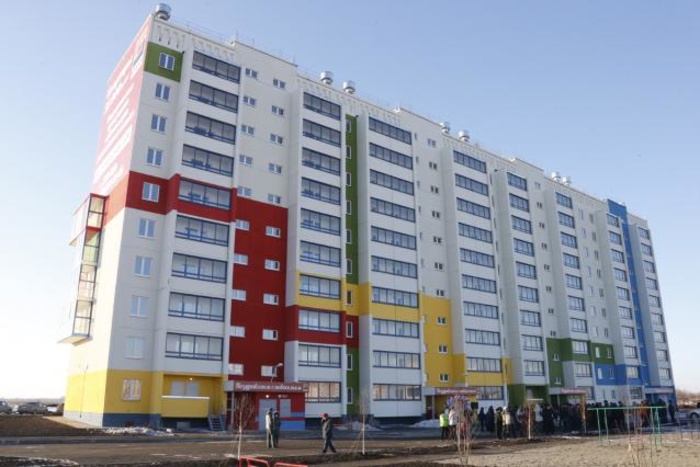 В Туринске 60 детей-сирот получили новые квартиры