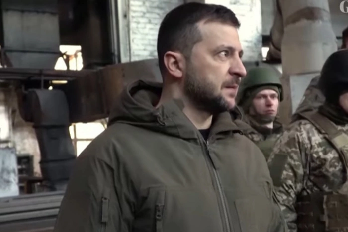 Эксперт указал на взаимосвязь визитов Зеленского в Бахмут и Вашингтон