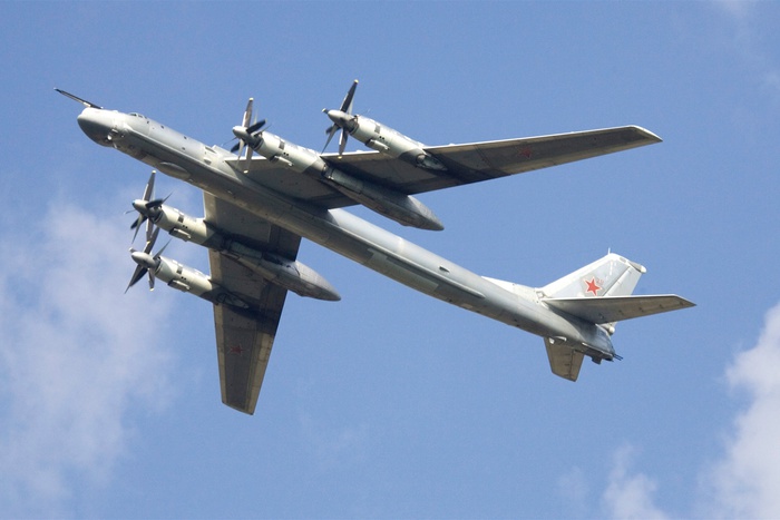 В Хабаровском крае нашли тела двух погибших летчиков Ту-95