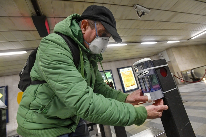 Константин Киселев назвал стоимость теста на коронавирус