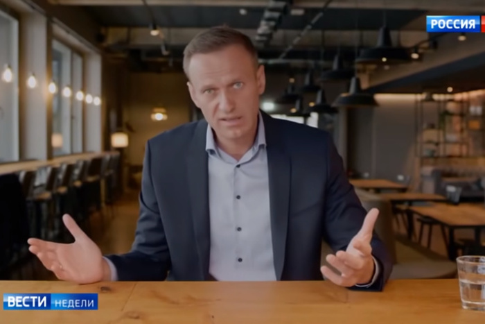 Судья, заменившая Алексею Навальному условный срок на реальный, скончалась