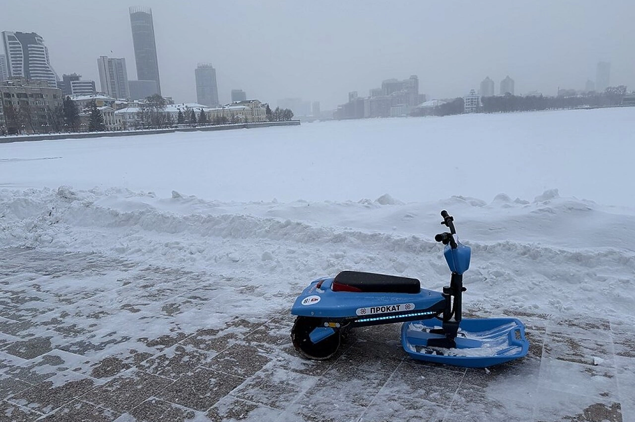 Погибшая при пожаре в помещении магазина женщина пришла в пункт проката сдать электросамокат