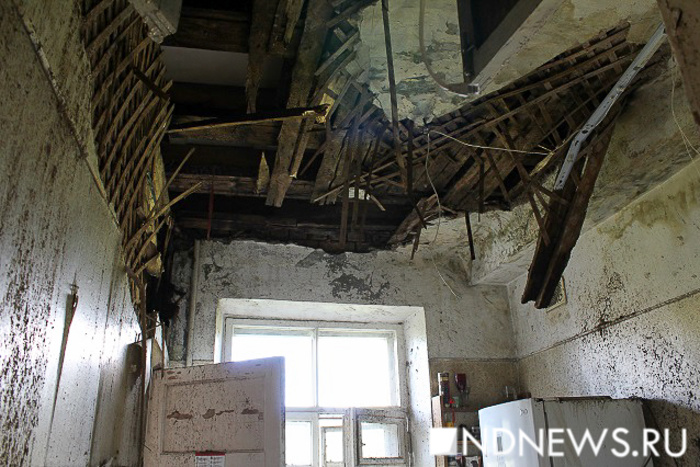 Квартире екатеринбуржца при капремонте дома нанесли ущерб на миллион рублей
