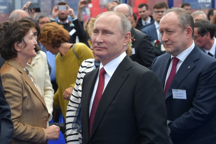 Документальный фильм Стоуна о Путине покажут во Франции