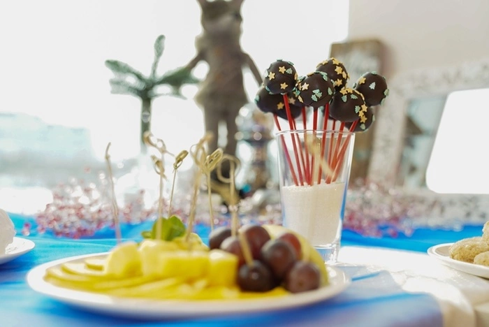 Полиция поздравила детей из «трудных» семей с Новым годом в Ельцин Центре