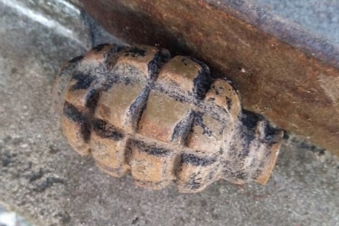 В Нижнем Тагиле в подъезде жилого дома нашли гранату