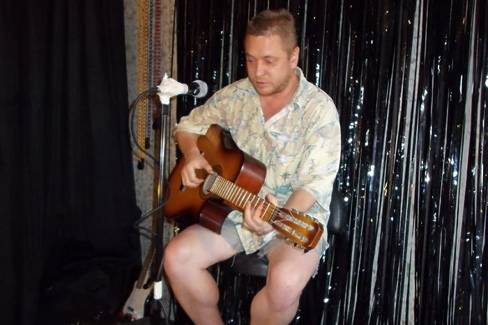 В Екатеринбурге умер 50-летний поэт