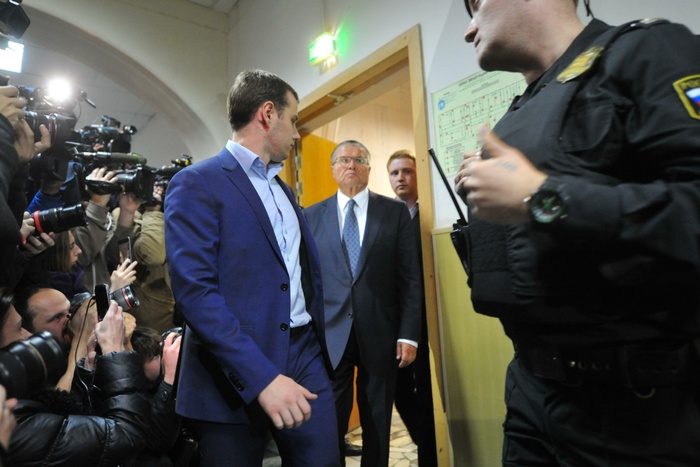 Улюкаеву предъявили обвинение в окончательной редакции