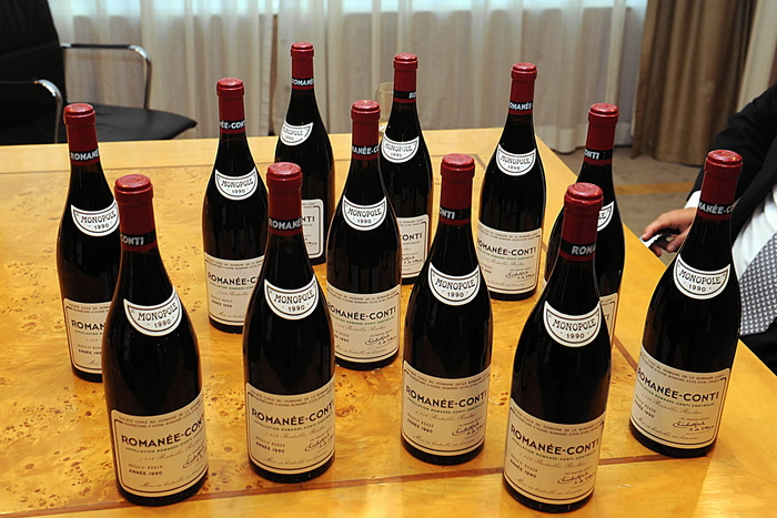 Из ресторана в Париже через подкоп украли 150 бутылок элитного вина