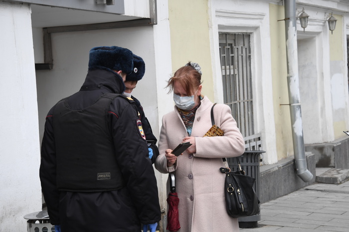 В Екатеринбурге полицейские устроили рейды по улицам города