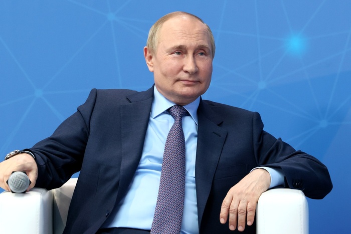 В день выступления Путина на ПМЭФ-2023 отключили мобильный интернет