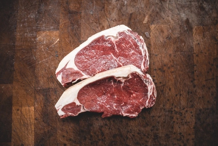 Организация, отравившая детей в Екатеринбурге, поставляла опасное мясо в разные школы