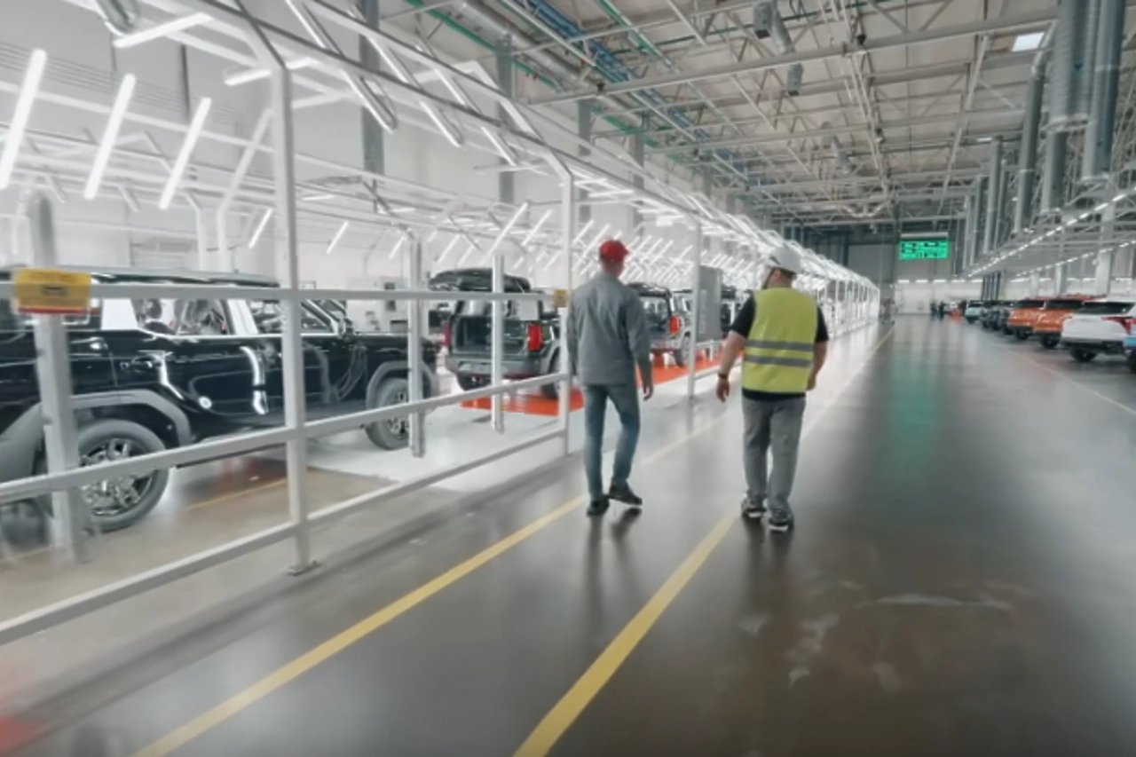Мантуров: китайские автомобили не должны конкурировать с «АвтоВАЗом»