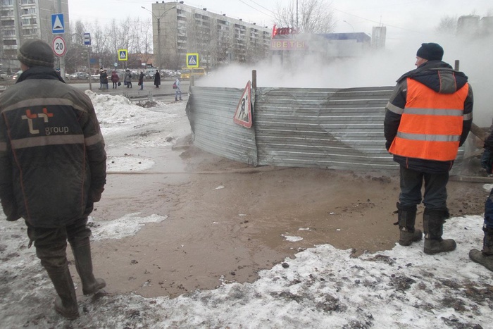 Пациенты нескольких больниц Екатеринбурга замерзают из-за аварии теплотрассы