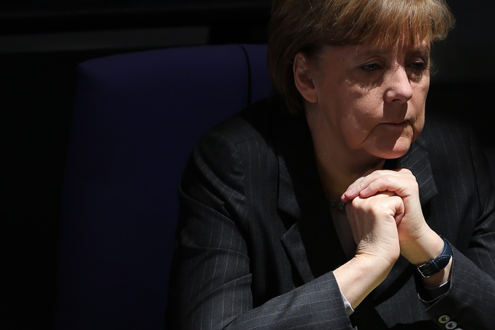 Опрос: Половина немцев высказались за отставку Меркель