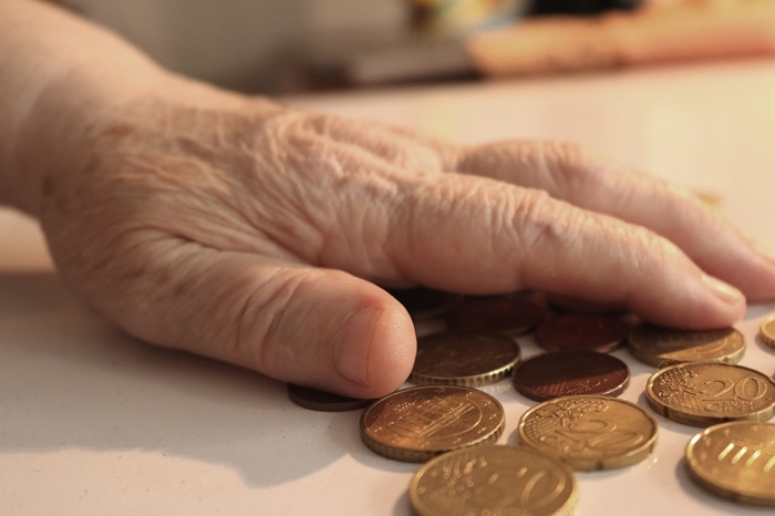 В России вырос средний размер пенсии по старости