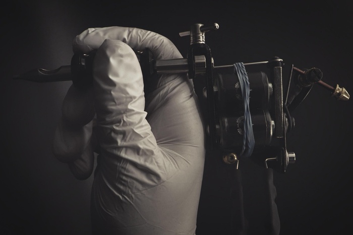 Вынесен приговор свердловскому тату-мастеру, обманом вколовшему наркотик школьнице