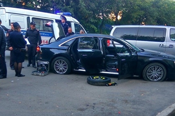 Обнальщики, чью Audi обстреляли в Екатеринбурге, обслуживали «Таганский ряд»