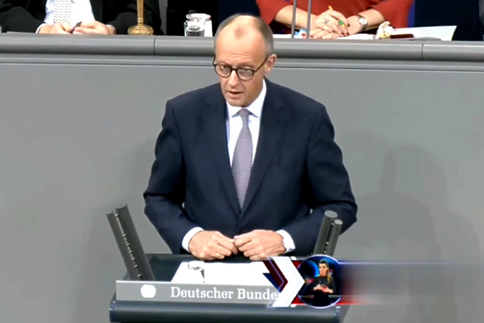 Фридрих Мерц признан самым великовозрастным канцлером в истории ФРГ