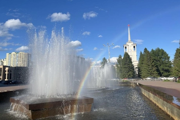 Движение в центре Екатеринбурга на короткое время перекроют в честь Дня ВДВ
