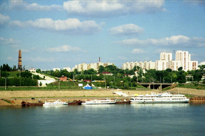 С набережной в Уфе убрали «виселицы»